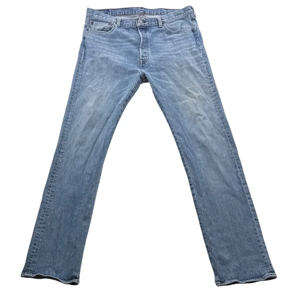 Levi's 501 Jeans Mens W35 L34‎ Button Fly Straight Leg Y2K Medium Wash